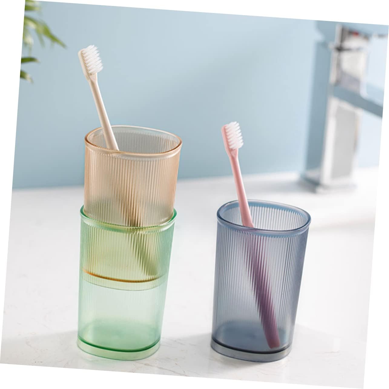 Cabilock 3pcs Reusable Toothbrush Cups Portable Holder for Family Use