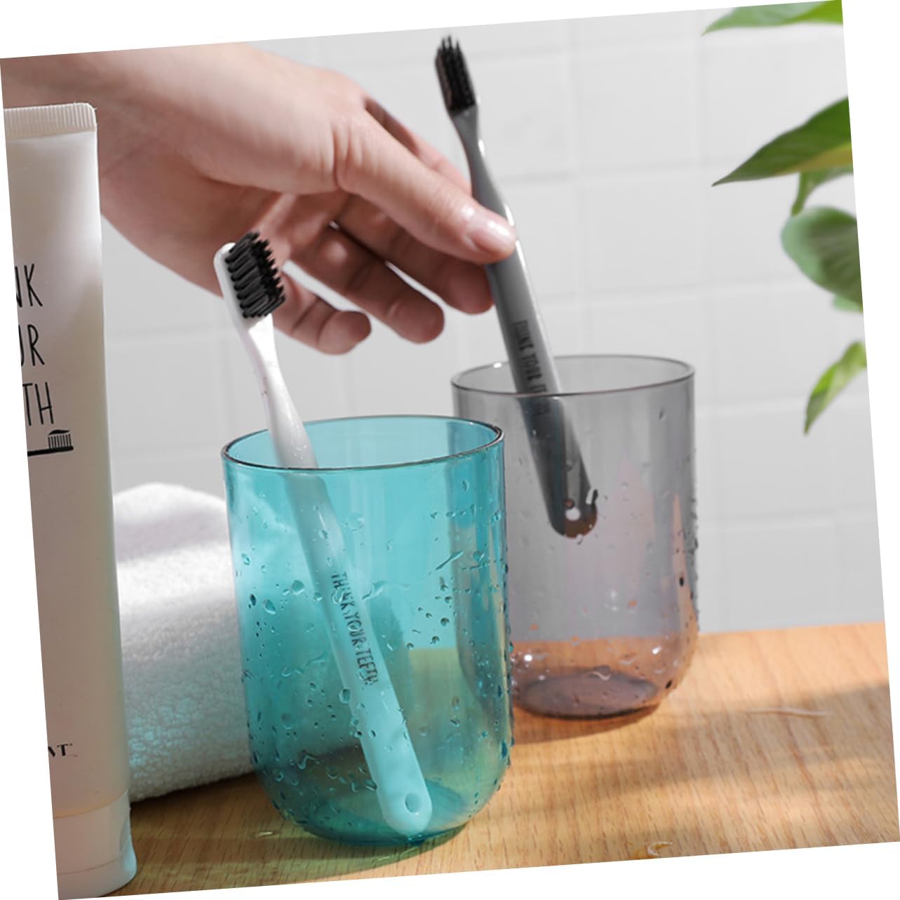 ABOOFAN 2pcs Transparent Toothbrush Cups Sturdy Bathroom Holder