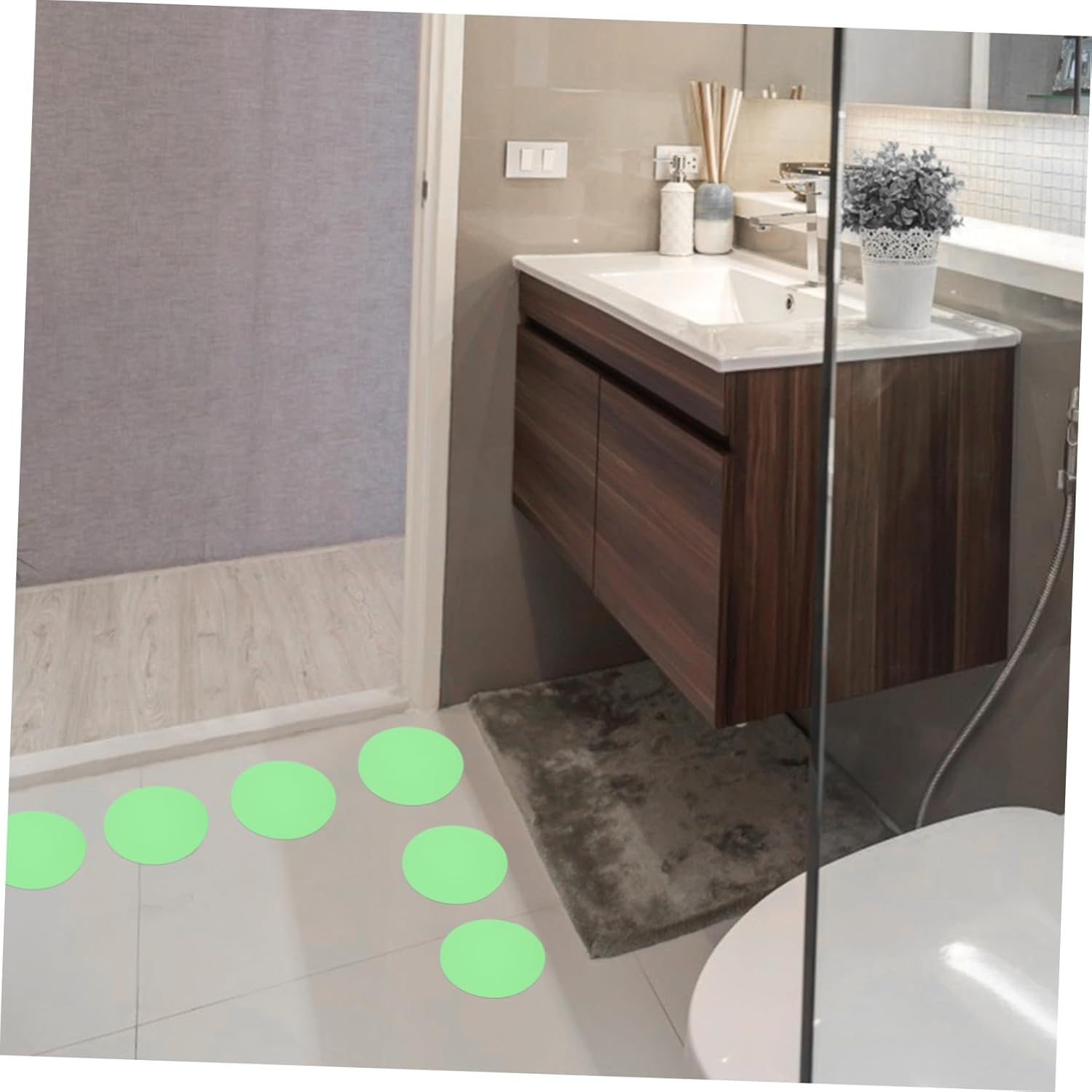 DECHOUS 20Pcs Luminous Bathtub Non-Slip Stickers