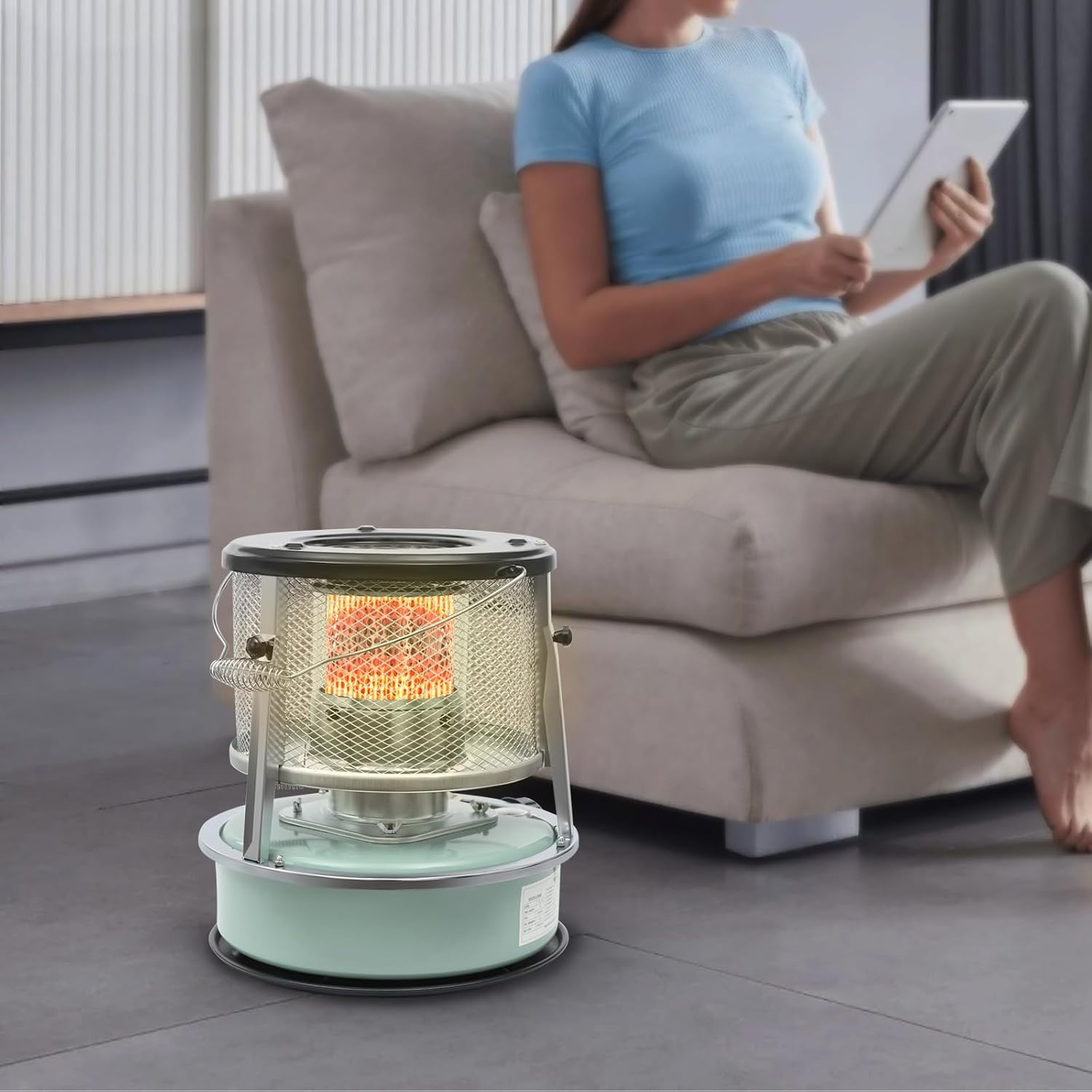 2600W Kerosene Heater with Handle for Camping and Indoor Use