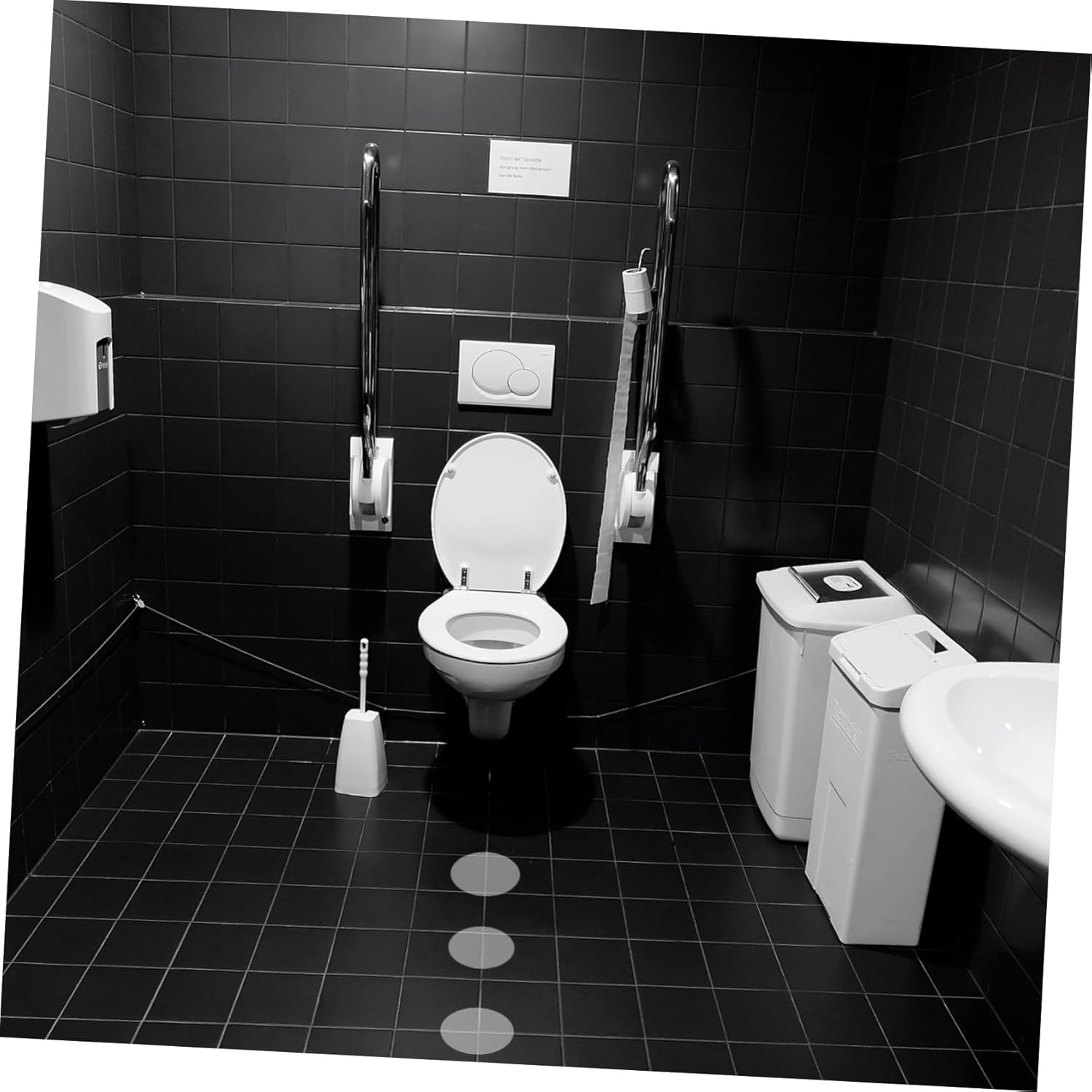 Non-Slip Bathtub Floor Stickers for Safety in Bathrooms